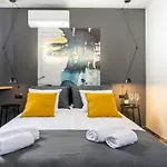 Appartamento Camera Apartments