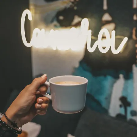 Camera Apartments 公寓 *